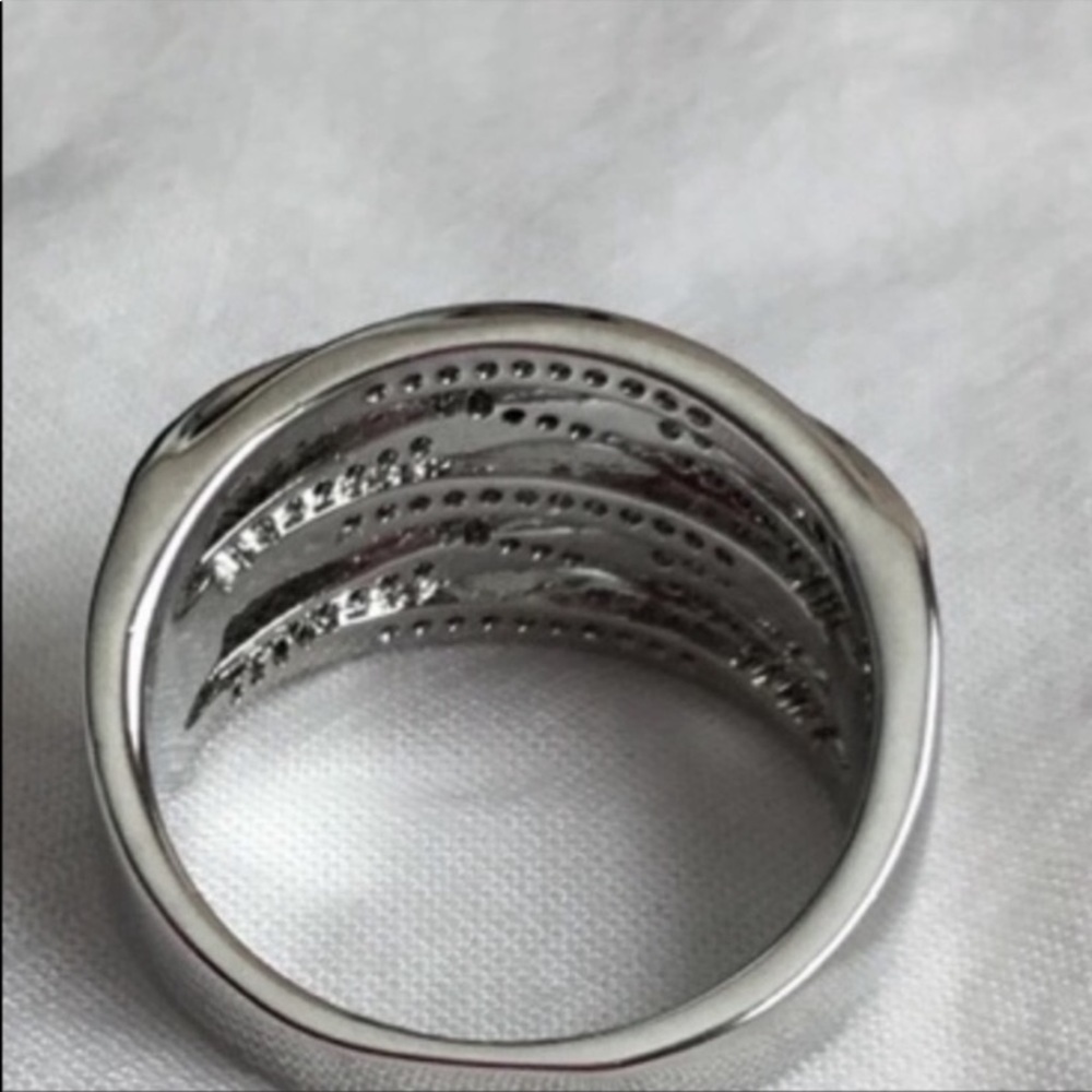 Womens silver 💍 - Picture 7 of 13
